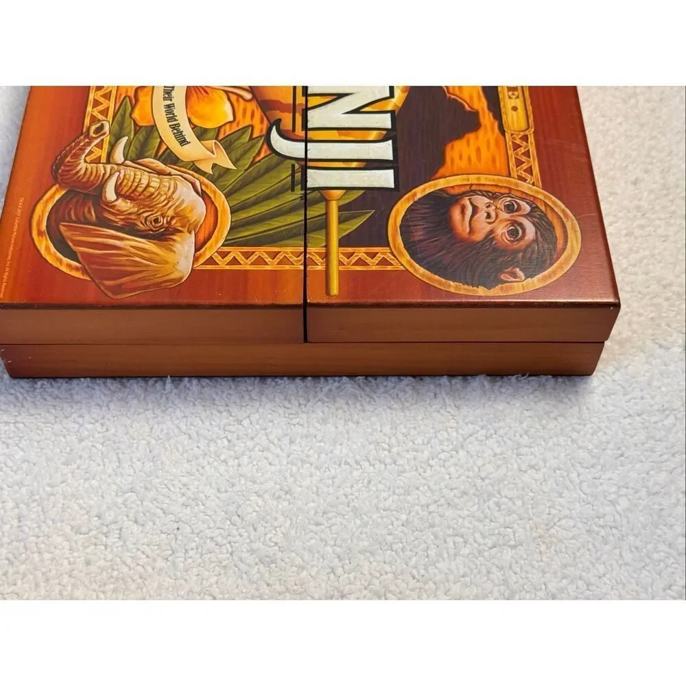 Jumanji Classic Board Game Cardinal Games 2017 Edition/Wooden Box